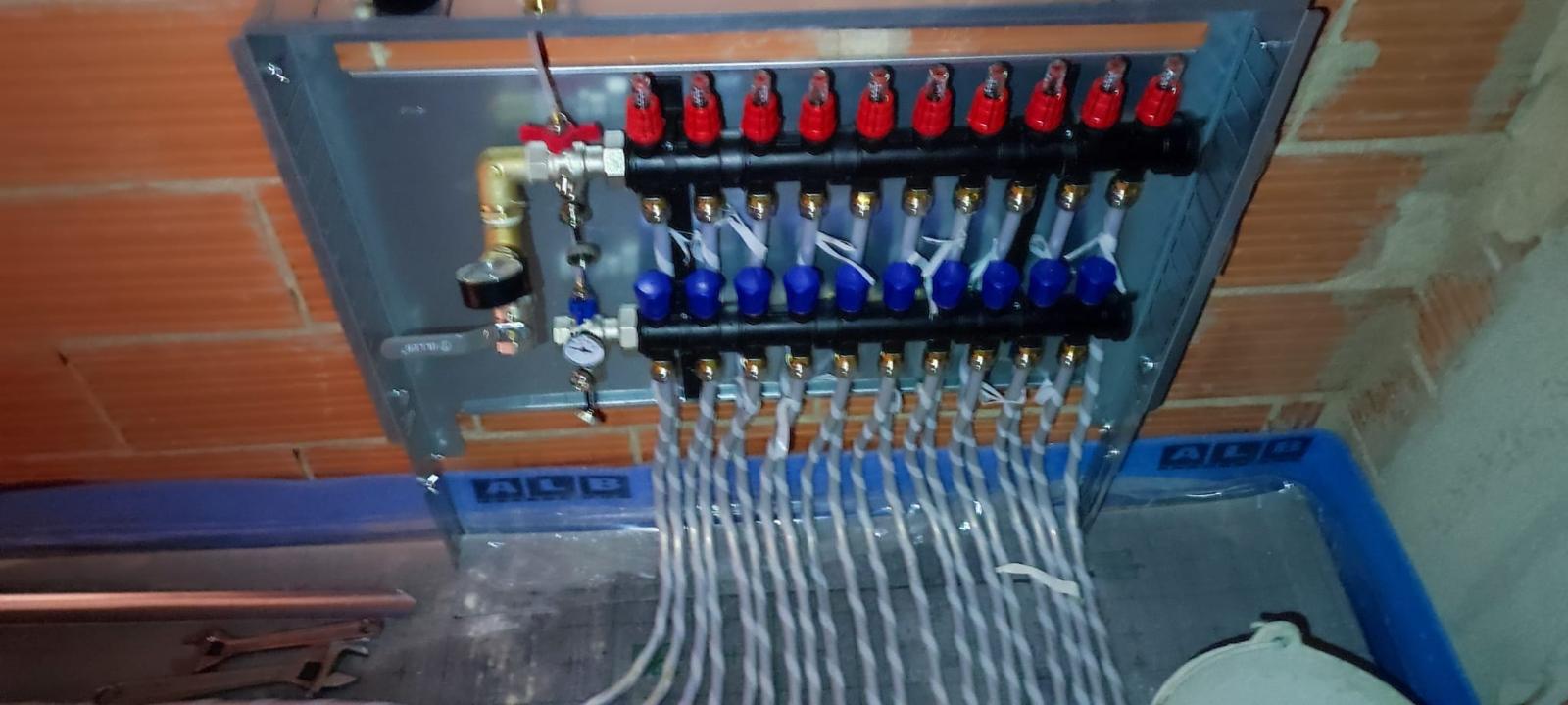 Instalación de suelo radiante DUALTERMiA – imagen 9